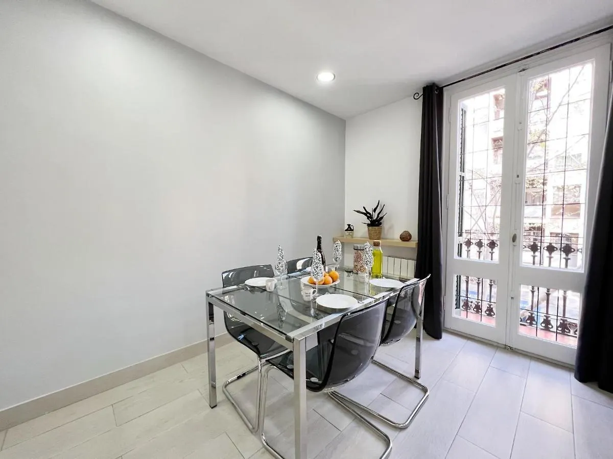 Sagrada Familia Gaudi Apartment Barcelona 0*,  Spain